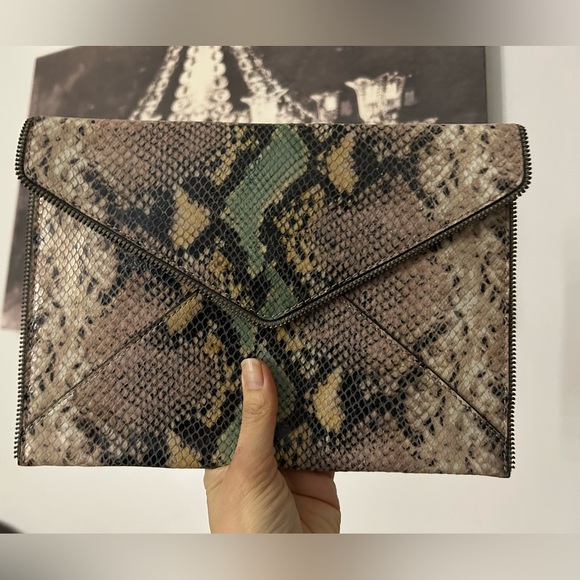 Rebecca Minkoff Clutch (never worn) - Picture 3 of 8